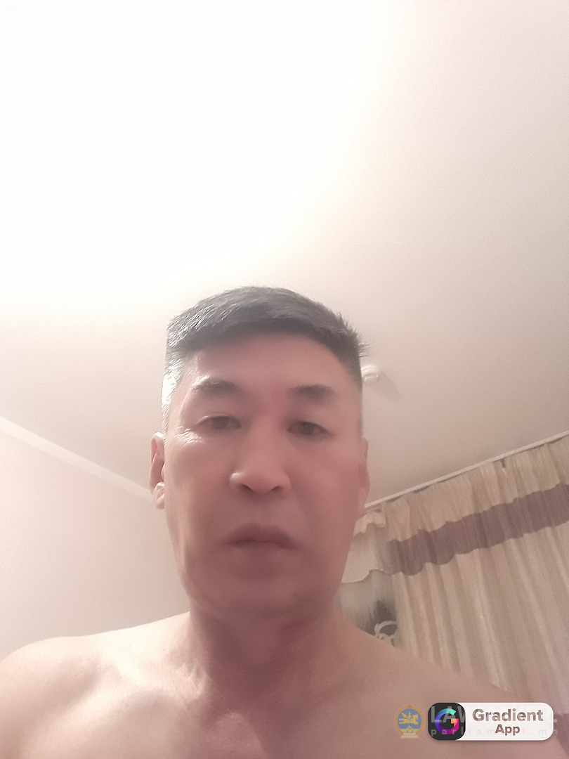 Б. Ууганцэцэг